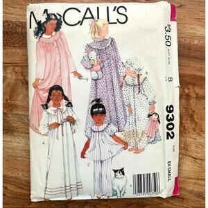 Vintage 1980s McCalls 8302 Sewing Pattern Size Girls 2-4 Nightgown Robe COMPLETE